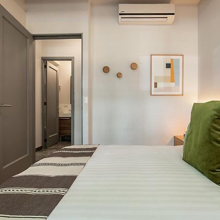 Beautiful New, Modern Condo In La Condesa! 멕시코 시 외부 사진